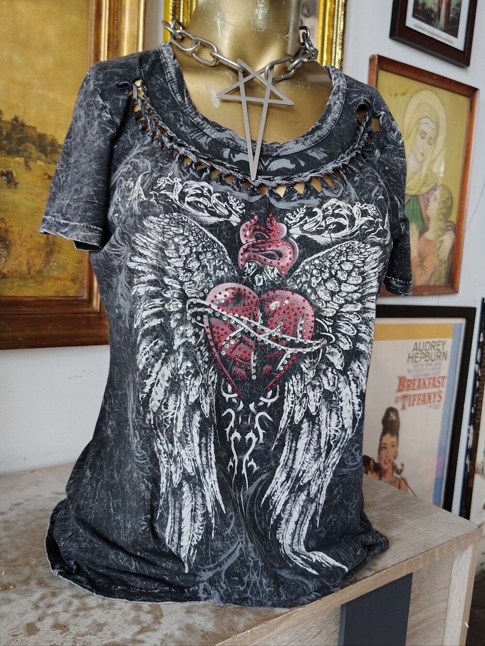 Y2k Vintage Gray Graphic Tee Bling Rhinestone Tee W/ Heart & Wings Biker Style